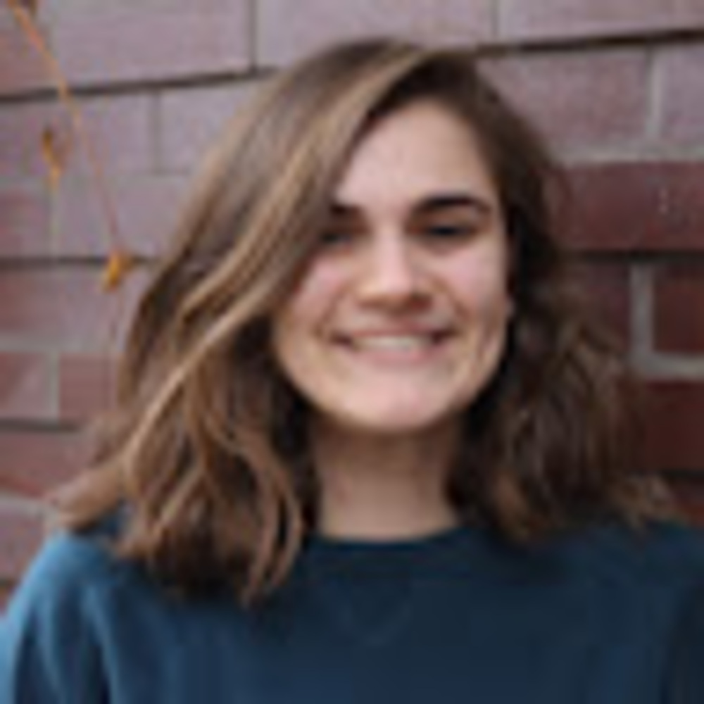 Meet your Posher, Emily